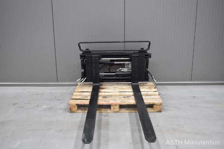 Fork positioner with side-shift